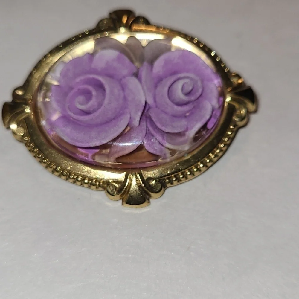 Women's Vintage Brooches Bundle